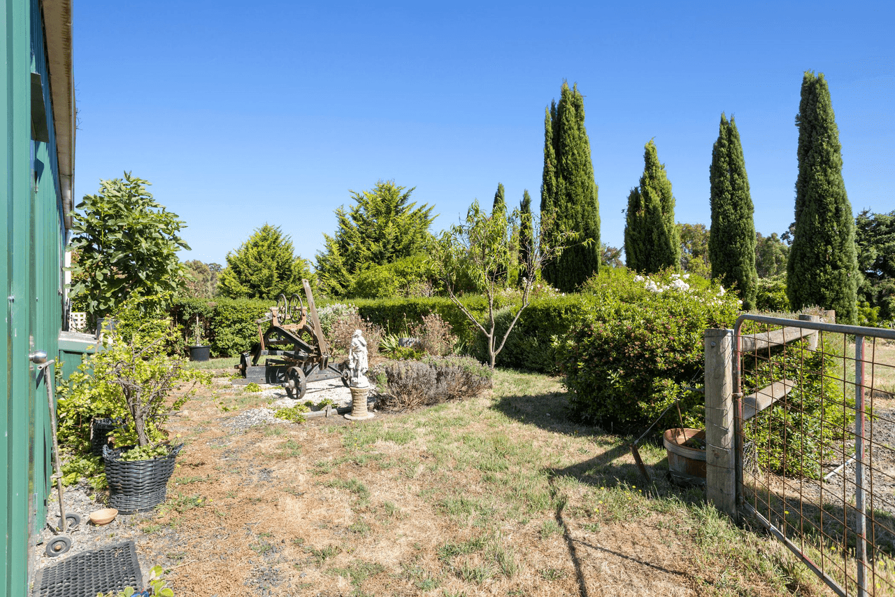 280 Pipers Creek Road, KYNETON, VIC 3444