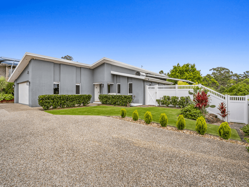 38 McAuley Parade, PACIFIC PINES, QLD 4211