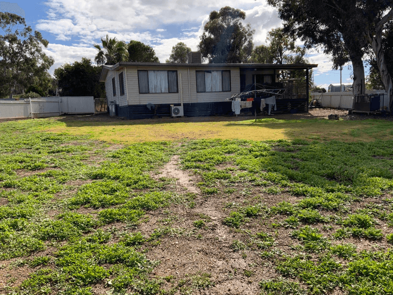 56 Parkes Road, CONDOBOLIN, NSW 2877