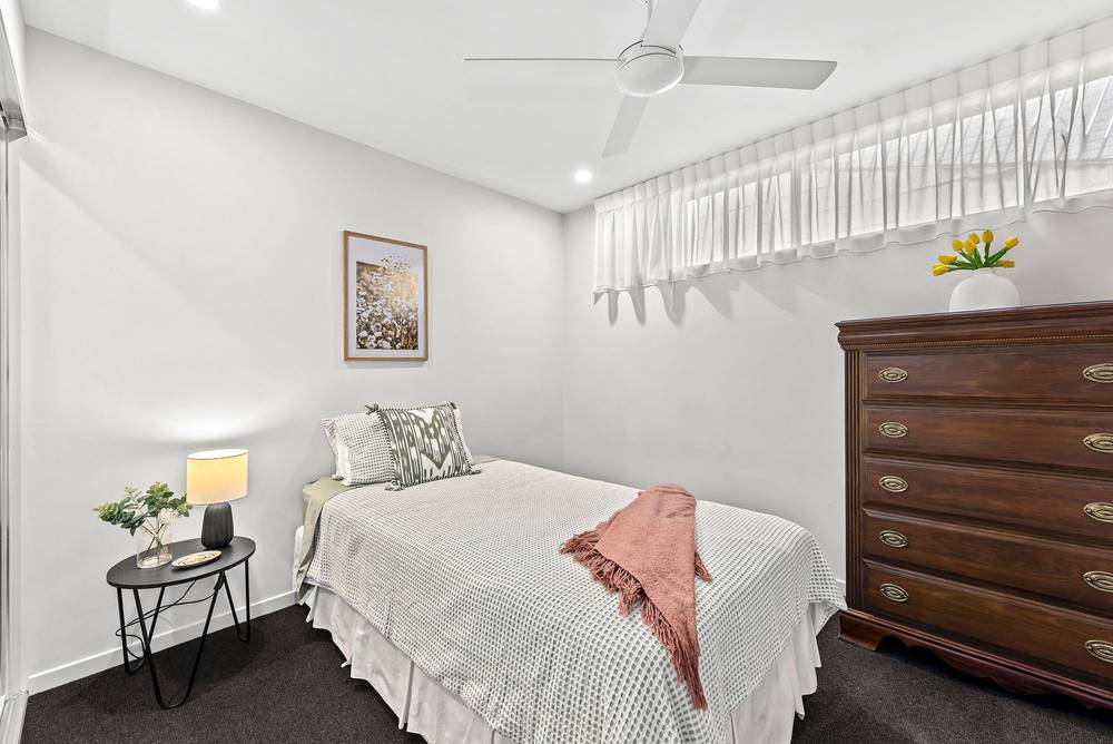 8/15 Roseglen Street, GREENSLOPES, QLD 4120