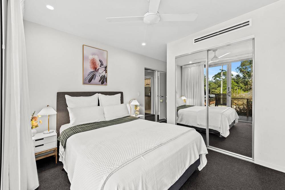 8/15 Roseglen Street, GREENSLOPES, QLD 4120