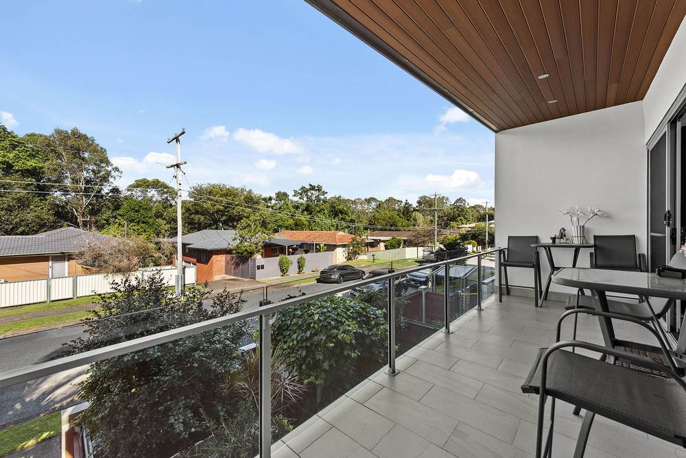 8/15 Roseglen Street, GREENSLOPES, QLD 4120