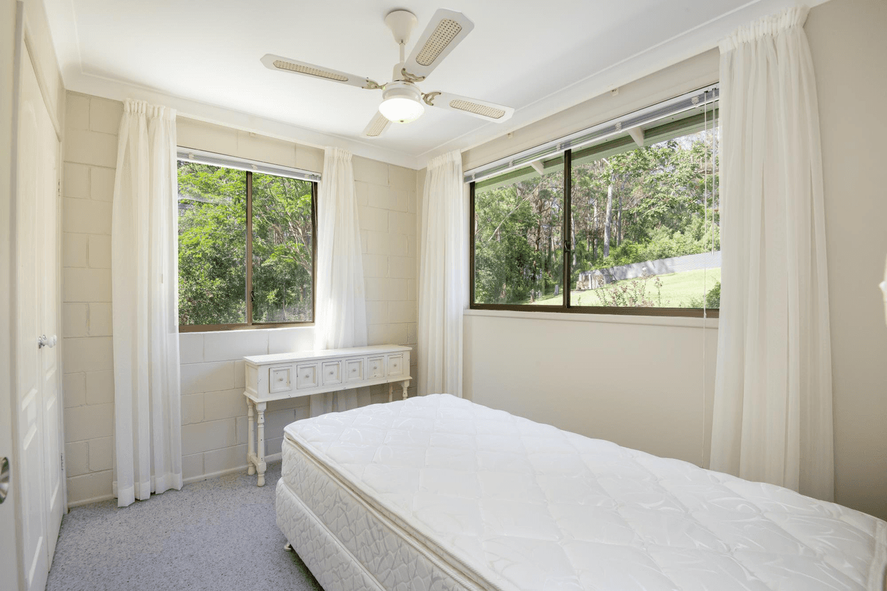 8 St Andrews Drive, WOOLGOOLGA, NSW 2456