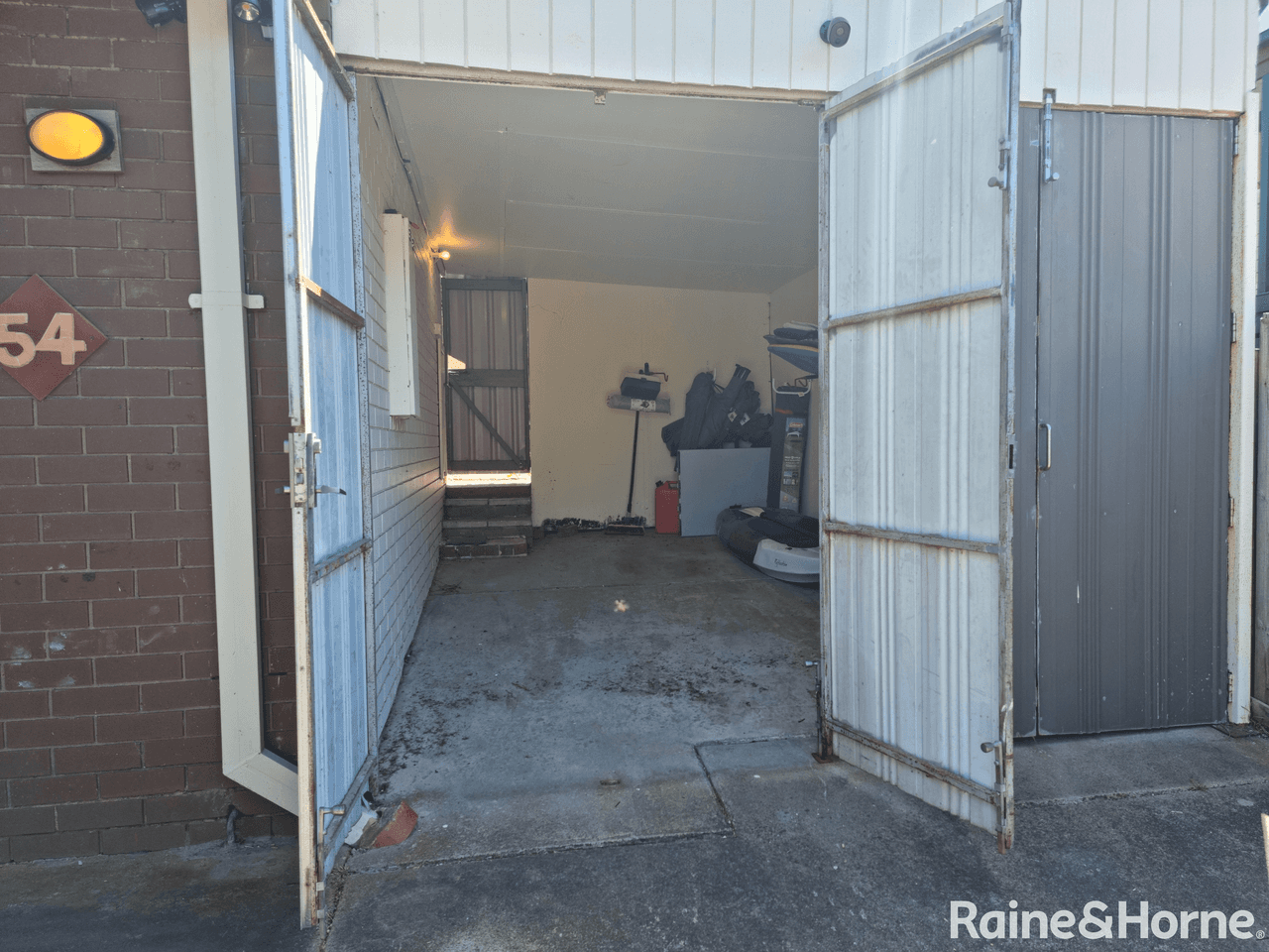 54 Allambi Avenue, ROSEBUD WEST, VIC 3940