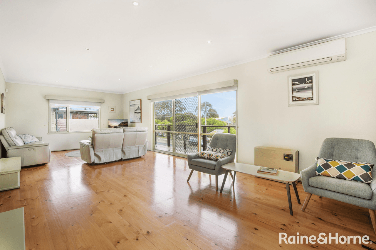 54 Allambi Avenue, ROSEBUD WEST, VIC 3940