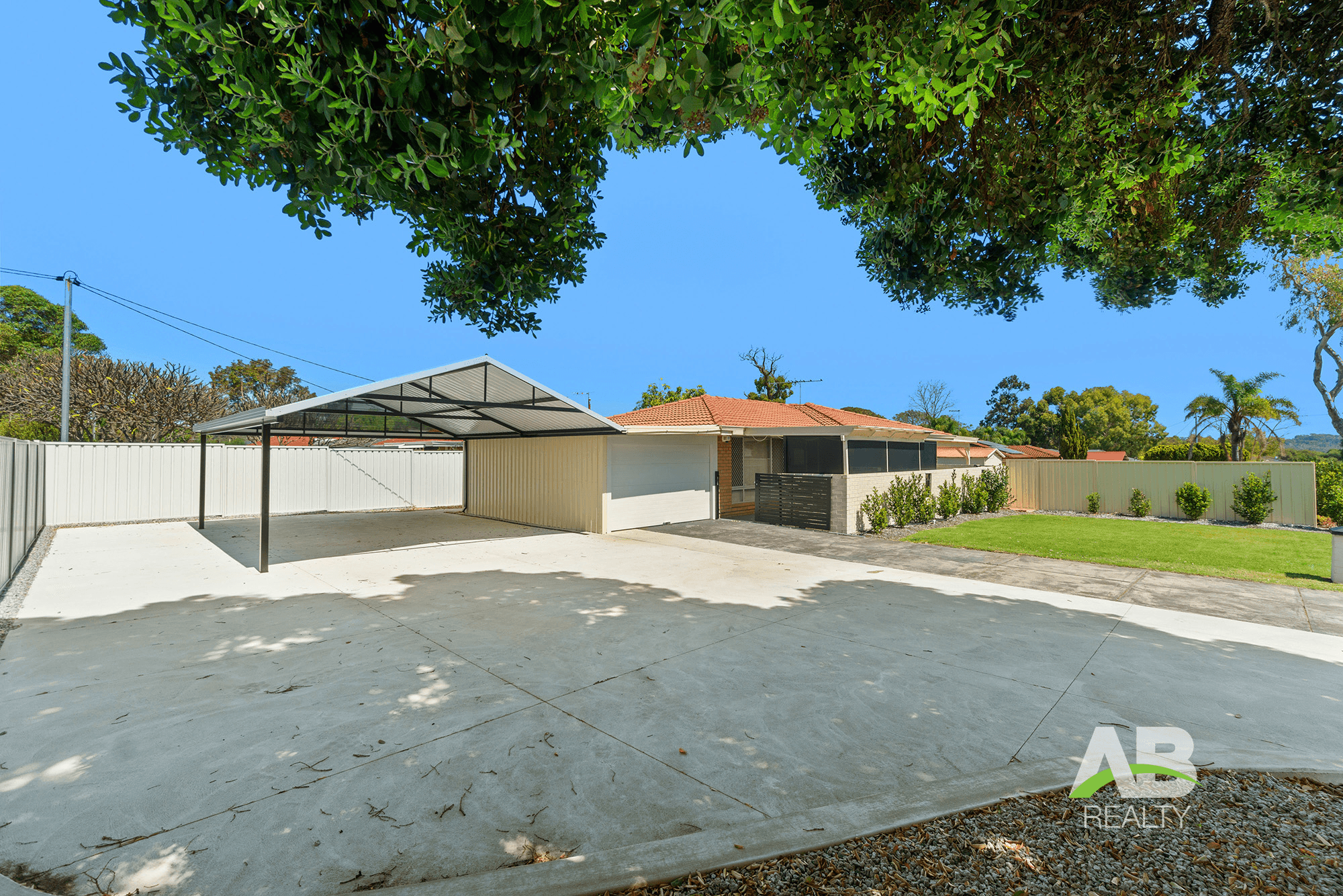 2 Toronto Place, WANNEROO, WA 6065