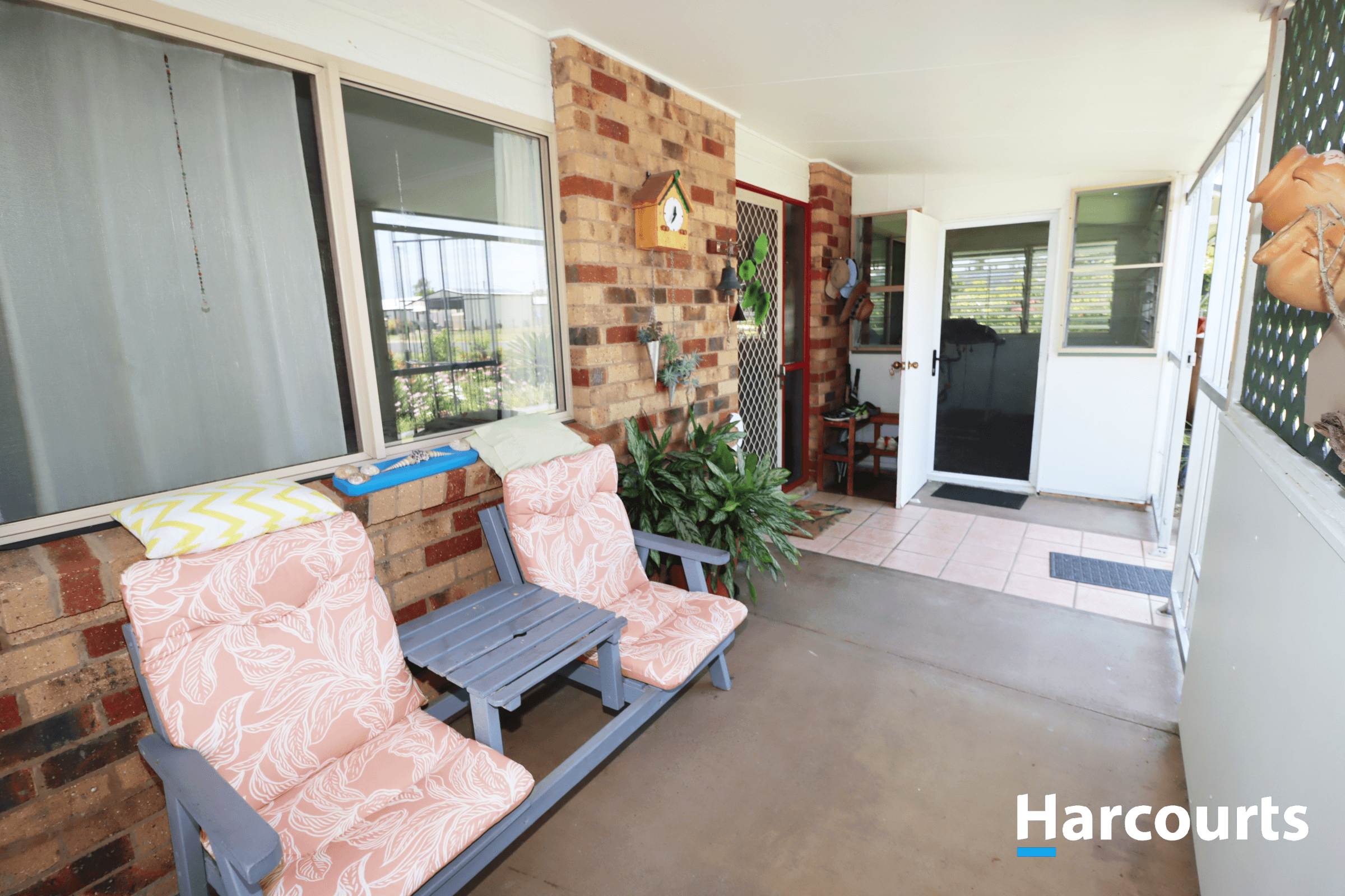 11 Smith Street, BUXTON, QLD 4660