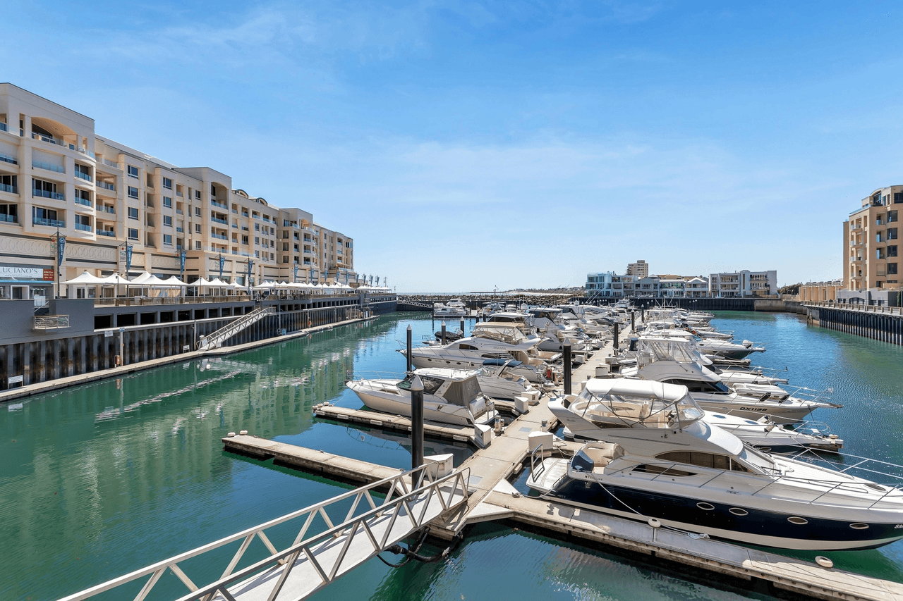 1/32 Pier Street, Glenelg South, SA 5045