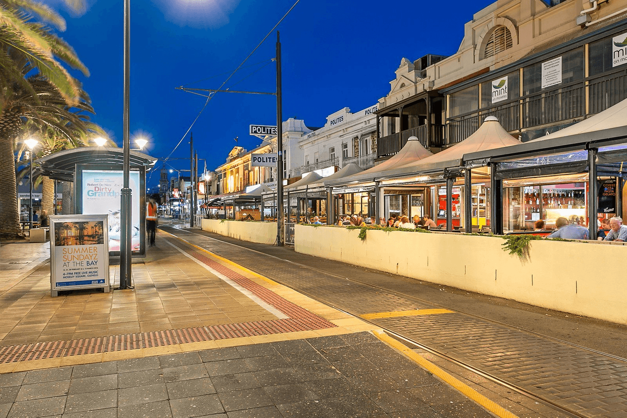 1/32 Pier Street, Glenelg South, SA 5045