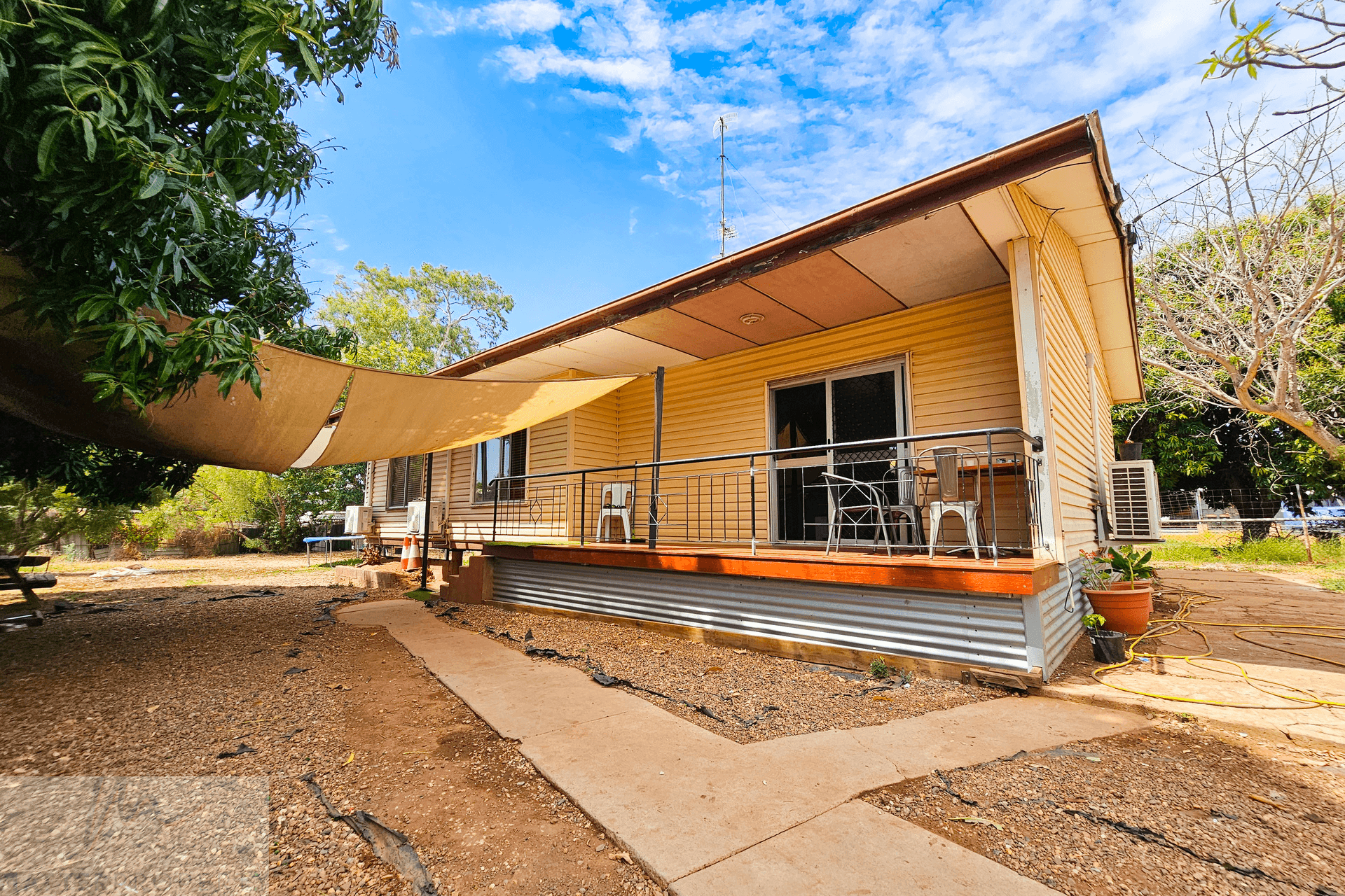 1 Finschafen Street, Mount Isa, QLD 4825
