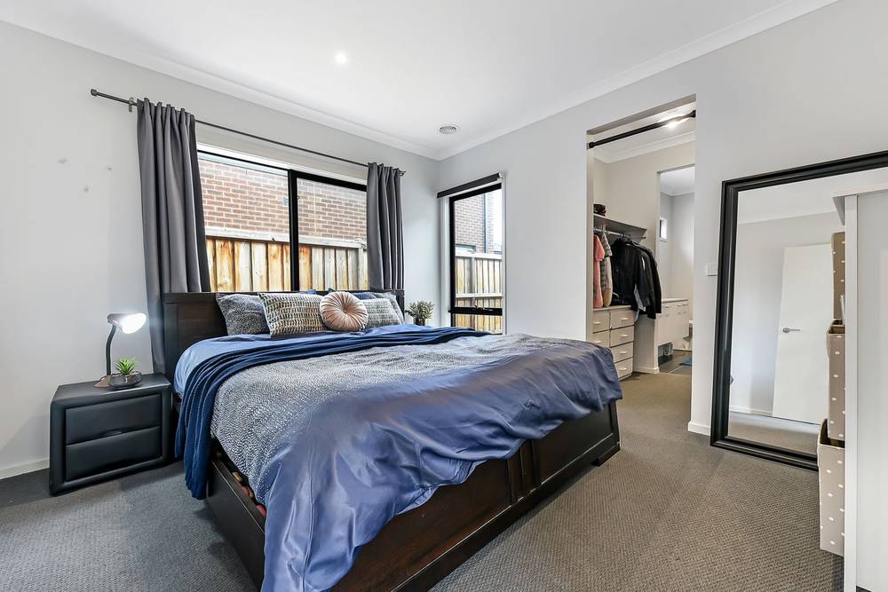 6 Solsbury Crescent, KEYSBOROUGH, VIC 3173
