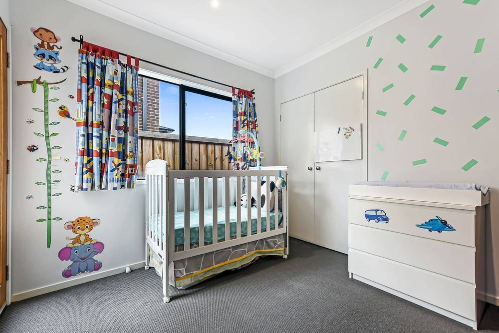 6 Solsbury Crescent, KEYSBOROUGH, VIC 3173