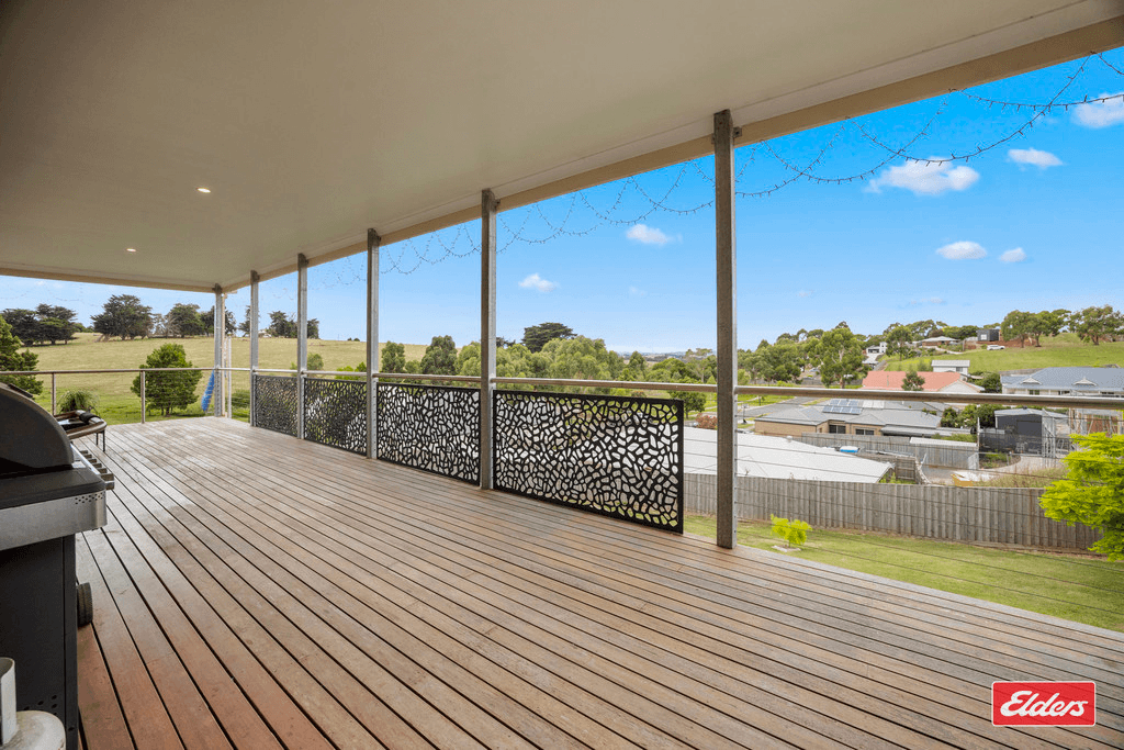 14 Eccles Way, LEONGATHA, VIC 3953