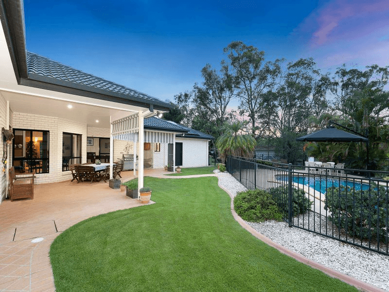 199 Avalon Road, SHELDON, QLD 4157