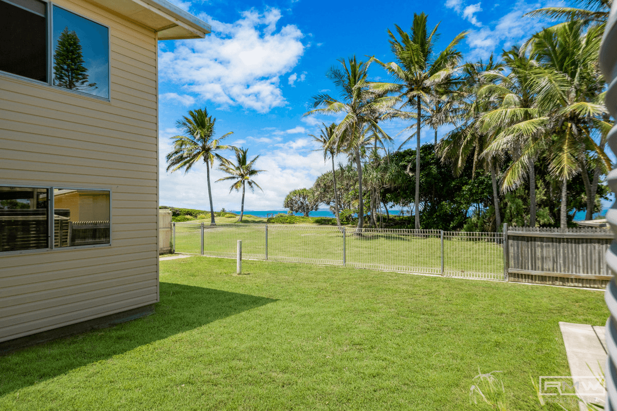 15 Kiama Avenue, Bangalee, QLD 4703