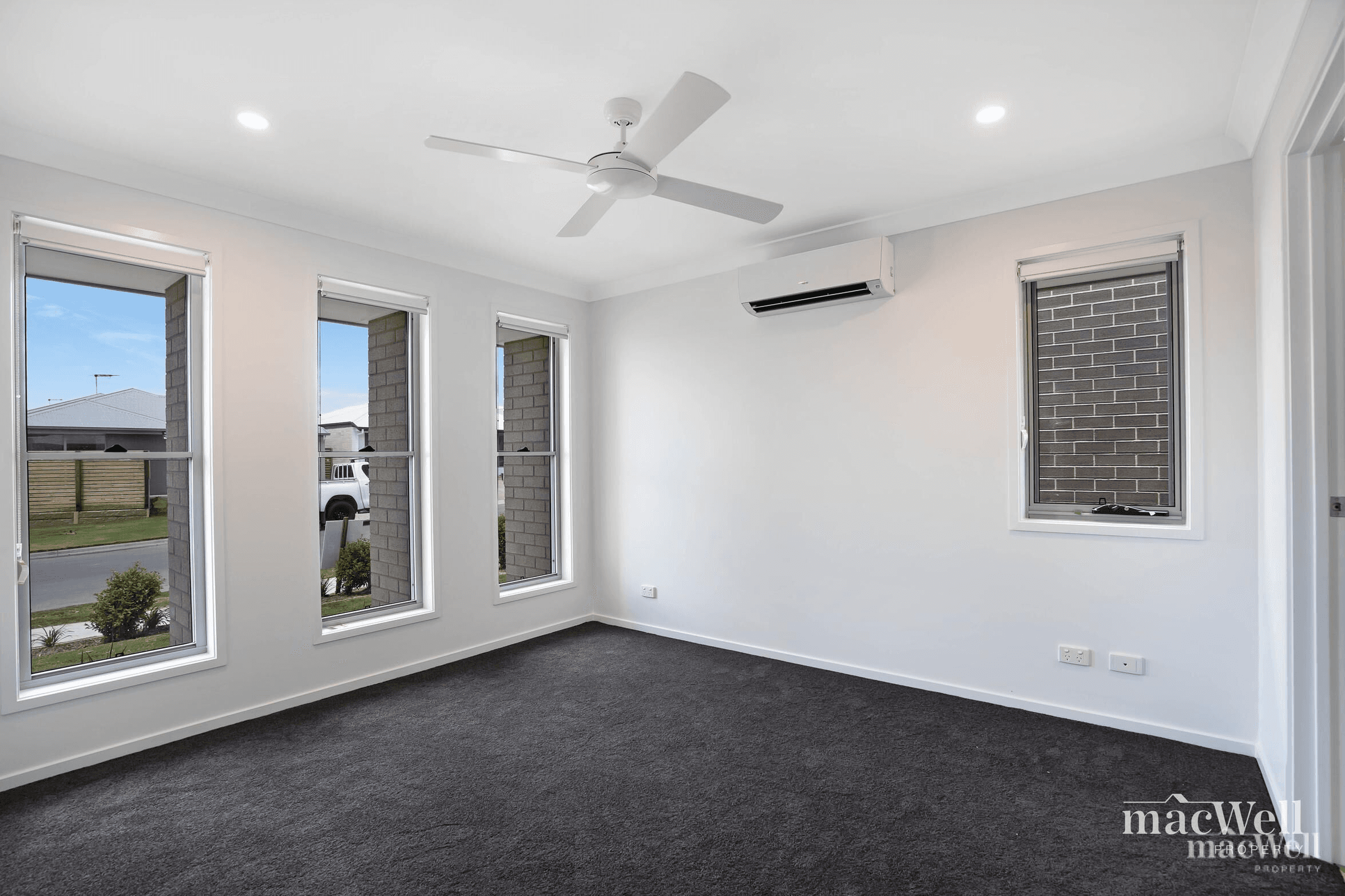 18 Franklin Avenue, Park Ridge, QLD 4125