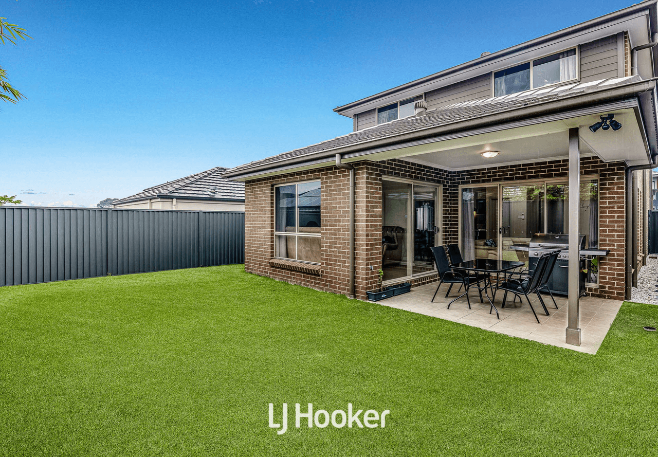 15 Titania Street, RIVERSTONE, NSW 2765