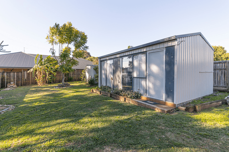 12 GEORGE STREET, NEWTOWN, QLD 4305