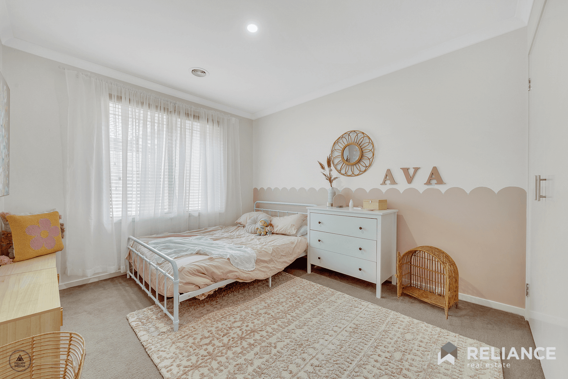 89 Beachview Parade, Sanctuary Lakes, VIC 3030