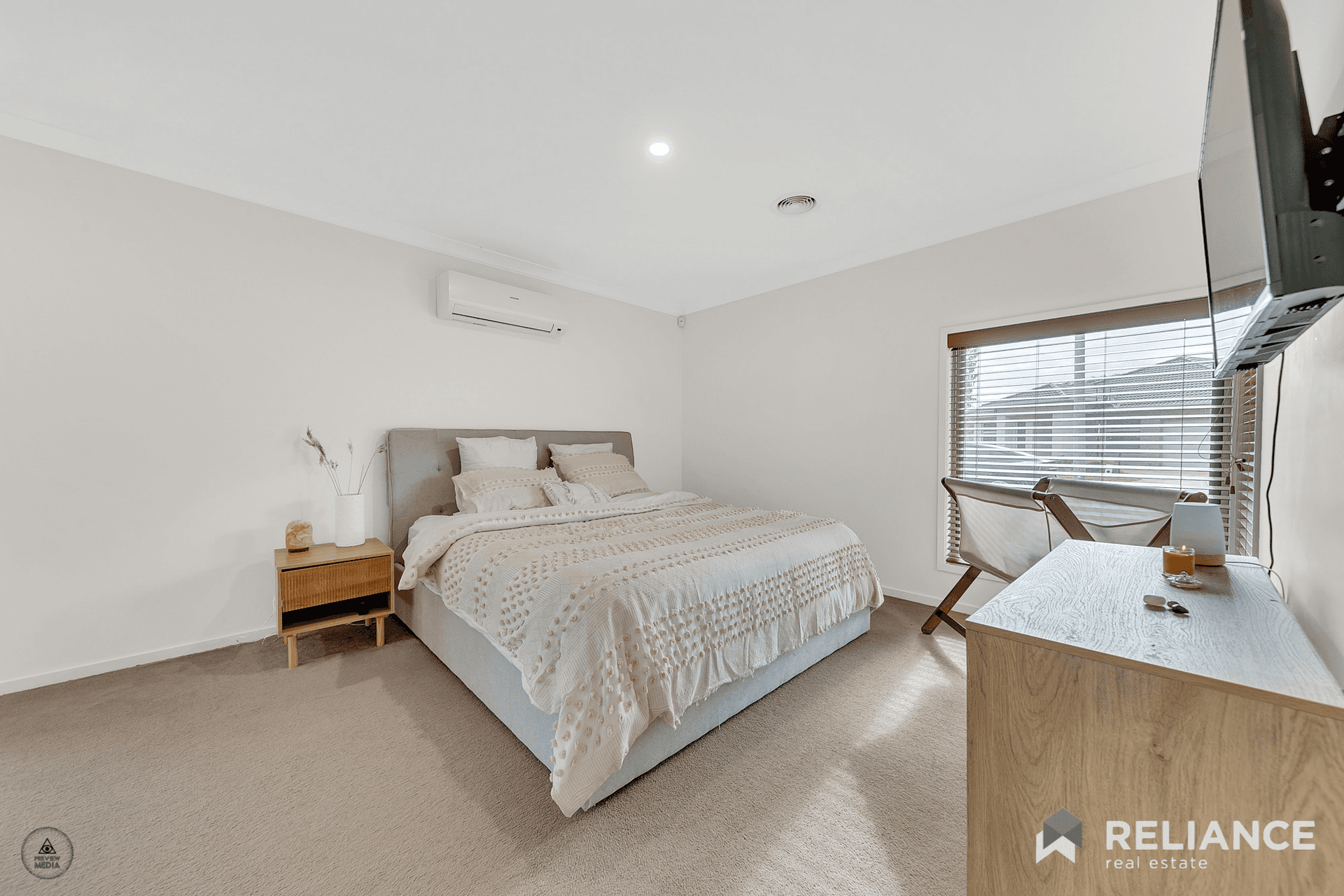 89 Beachview Parade, Sanctuary Lakes, VIC 3030