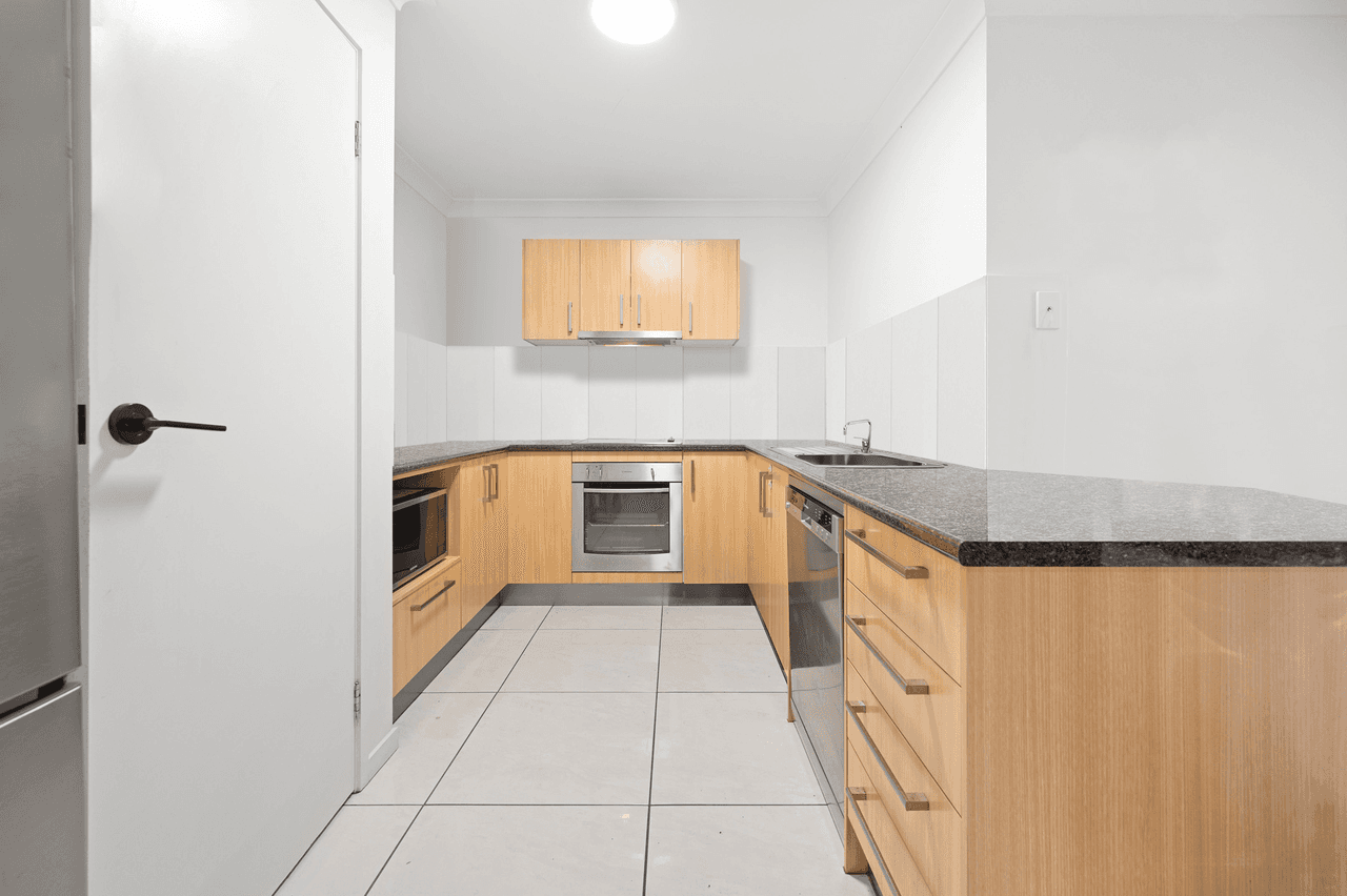 2/60 Aldgate Crescent, PACIFIC PINES, QLD 4211