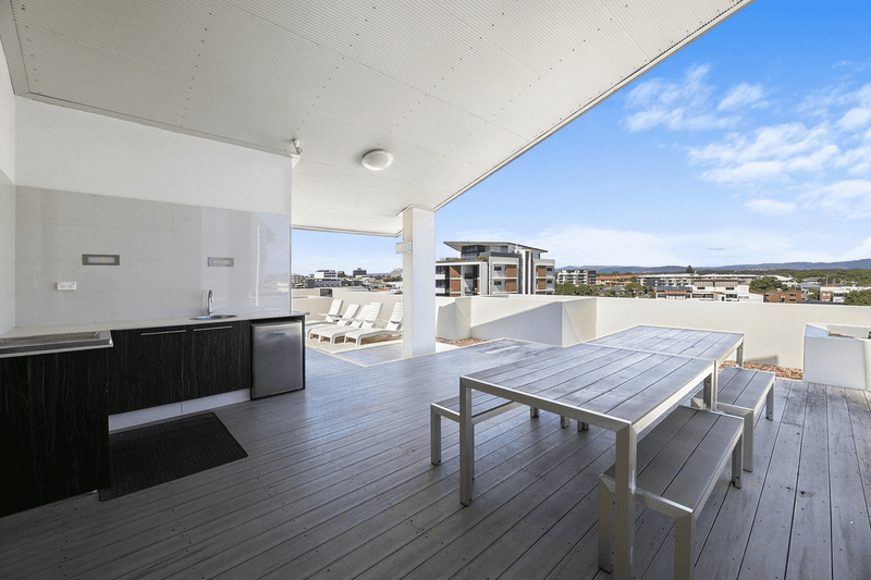 28/171 Scarborough Street, Southport, QLD 4215
