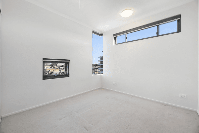 28/171 Scarborough Street, Southport, QLD 4215