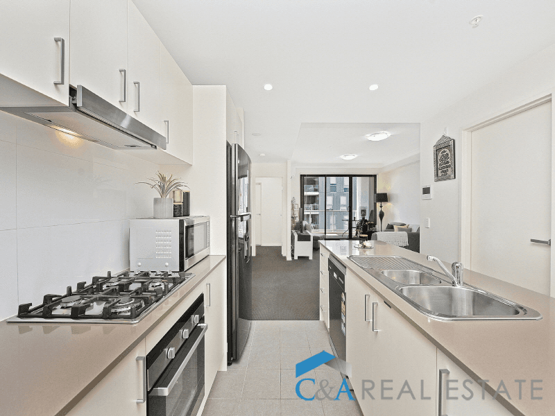 98/1 Browne Parade, LIVERPOOL, NSW 2170