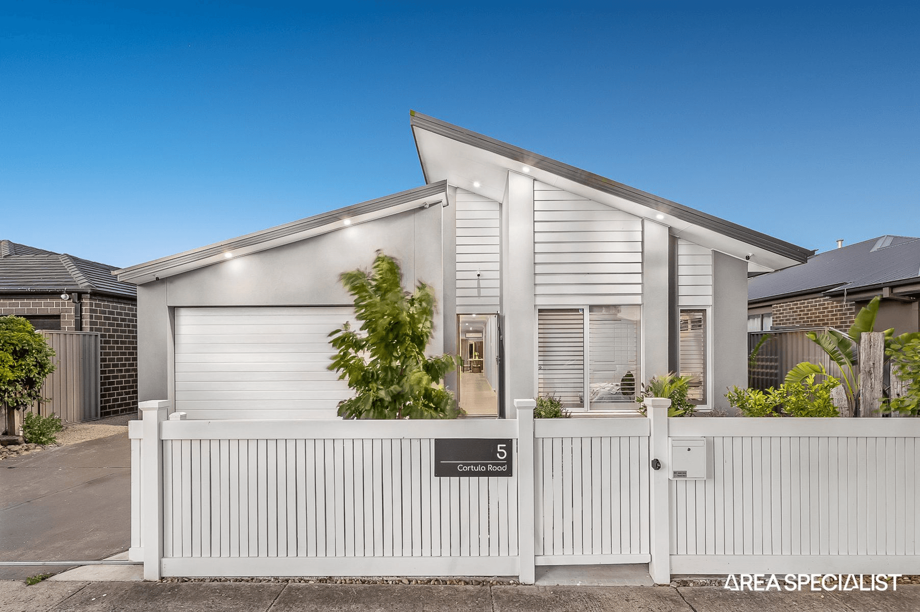 5 Cortula Road, Cranbourne East, VIC 3977