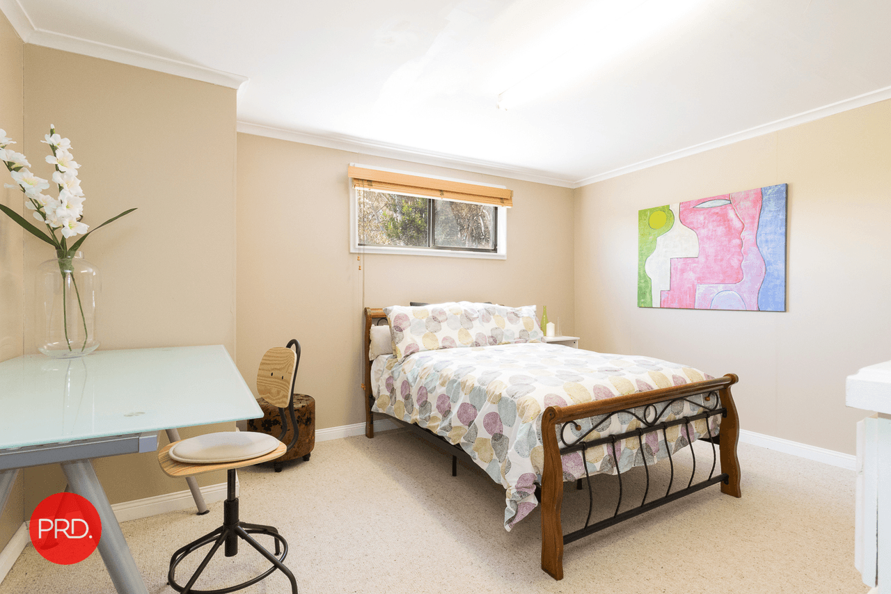 66 Carlton Drive, BUNGENDORE, NSW 2621