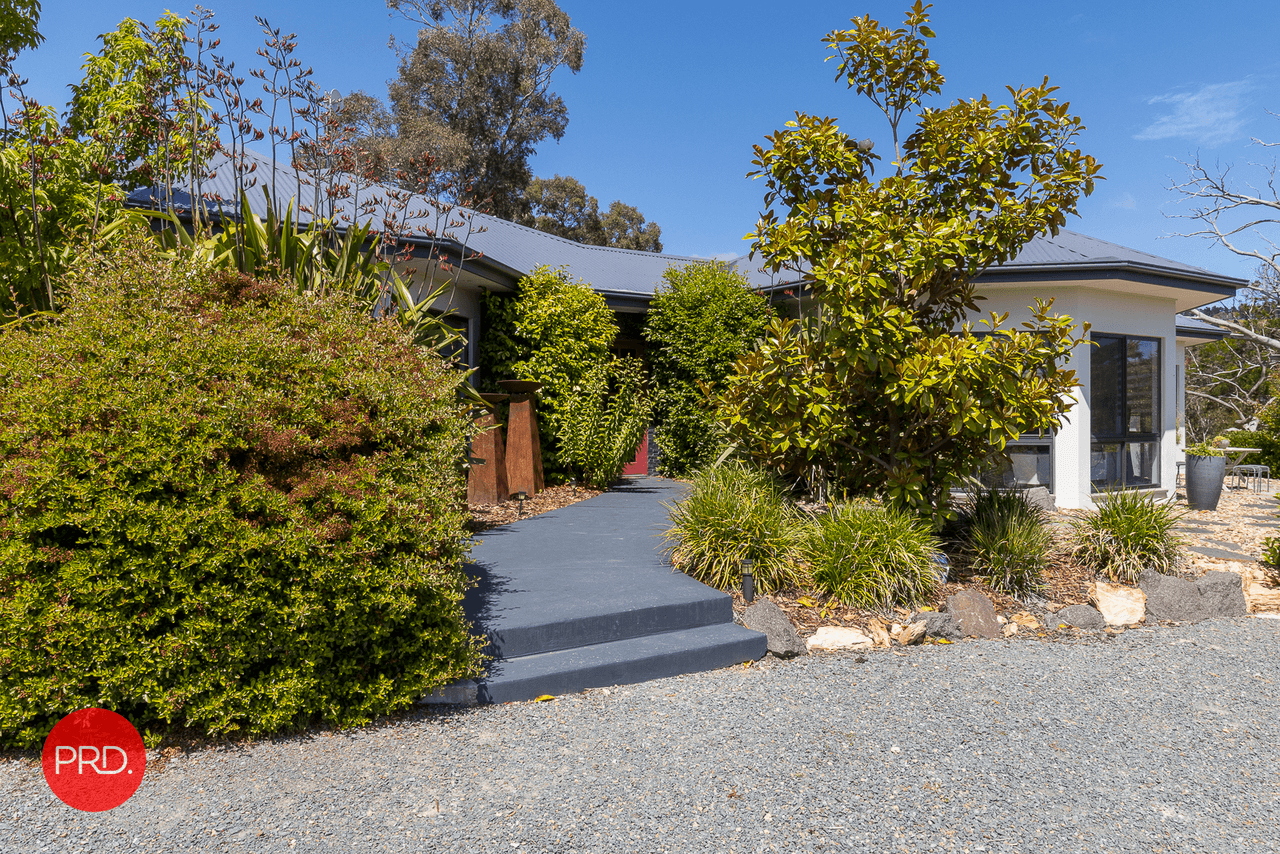 66 Carlton Drive, BUNGENDORE, NSW 2621