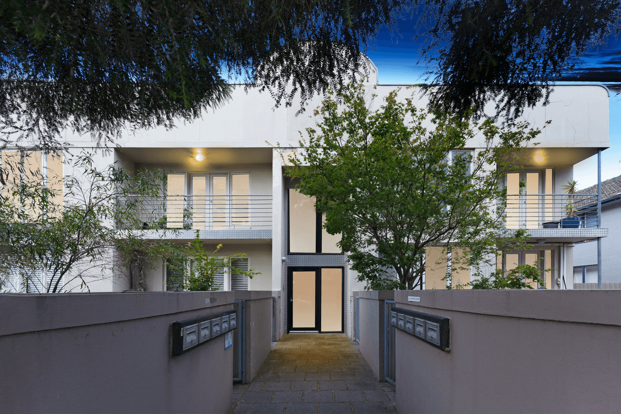 4/17 Masters Street, CAULFIELD, VIC 3162