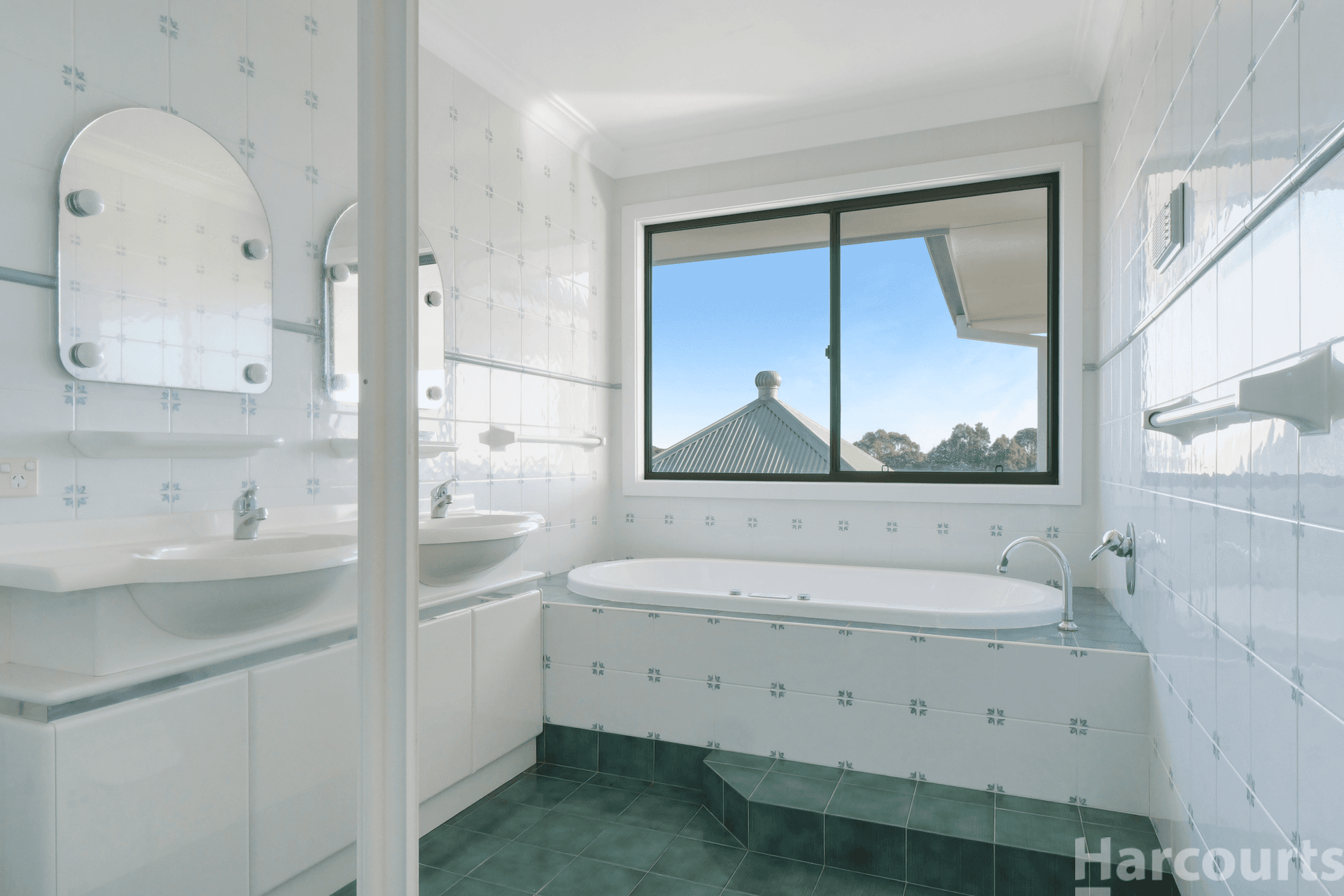14 Olga Circuit, South West Rocks, NSW 2431