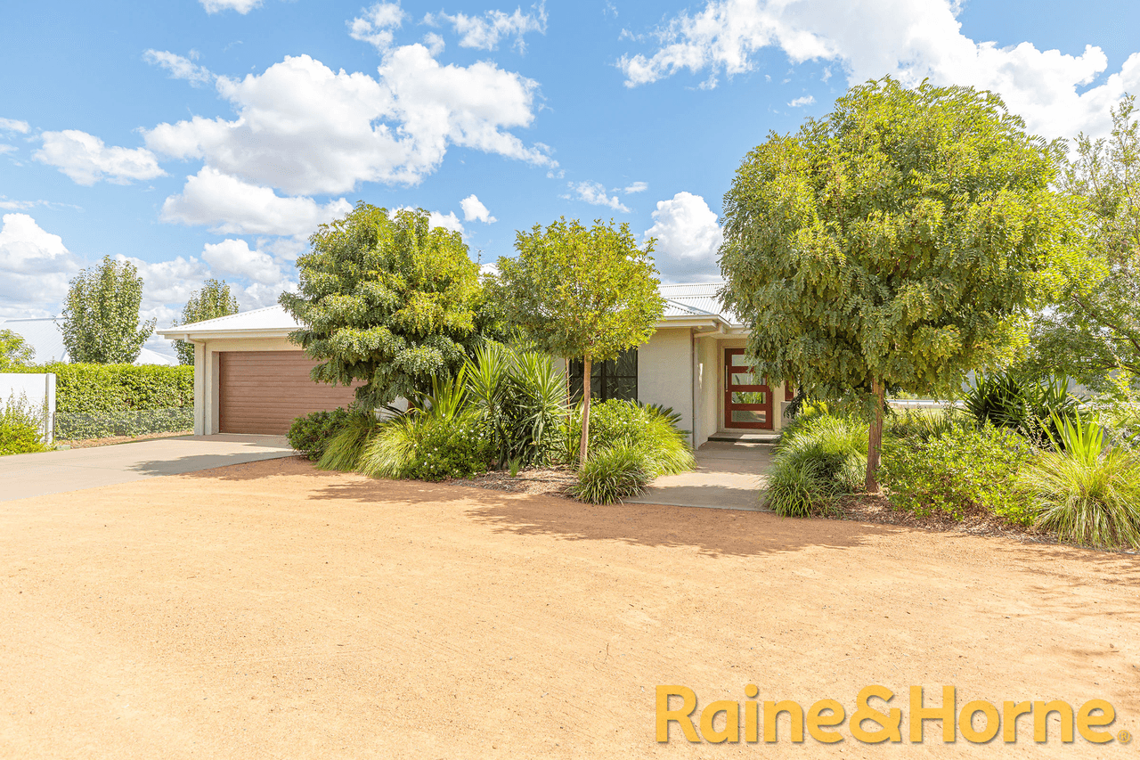 16 Crossroads Drive, DUBBO, NSW 2830