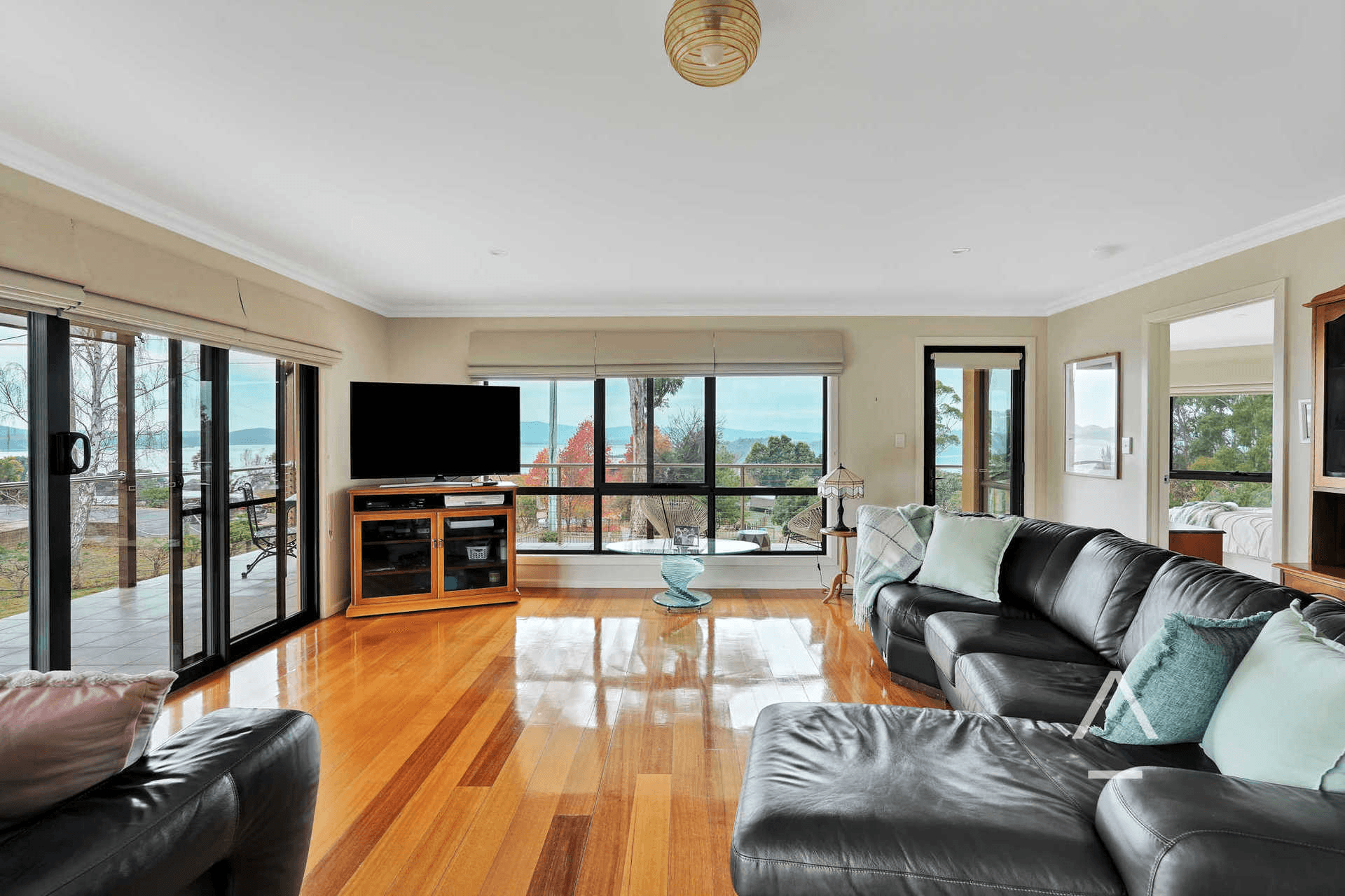 14 Augustus Street, Beauty Point, TAS 7270