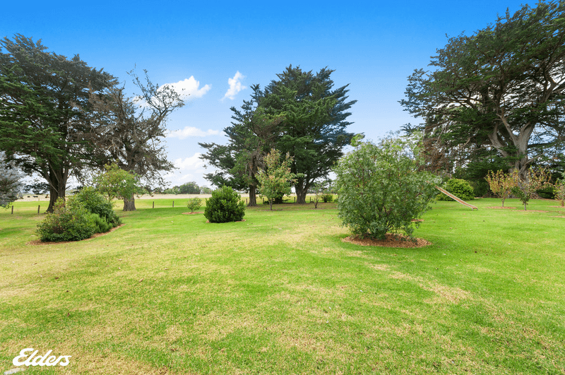 5 BLACKSHAWS Road, ALBERTON WEST, VIC 3971