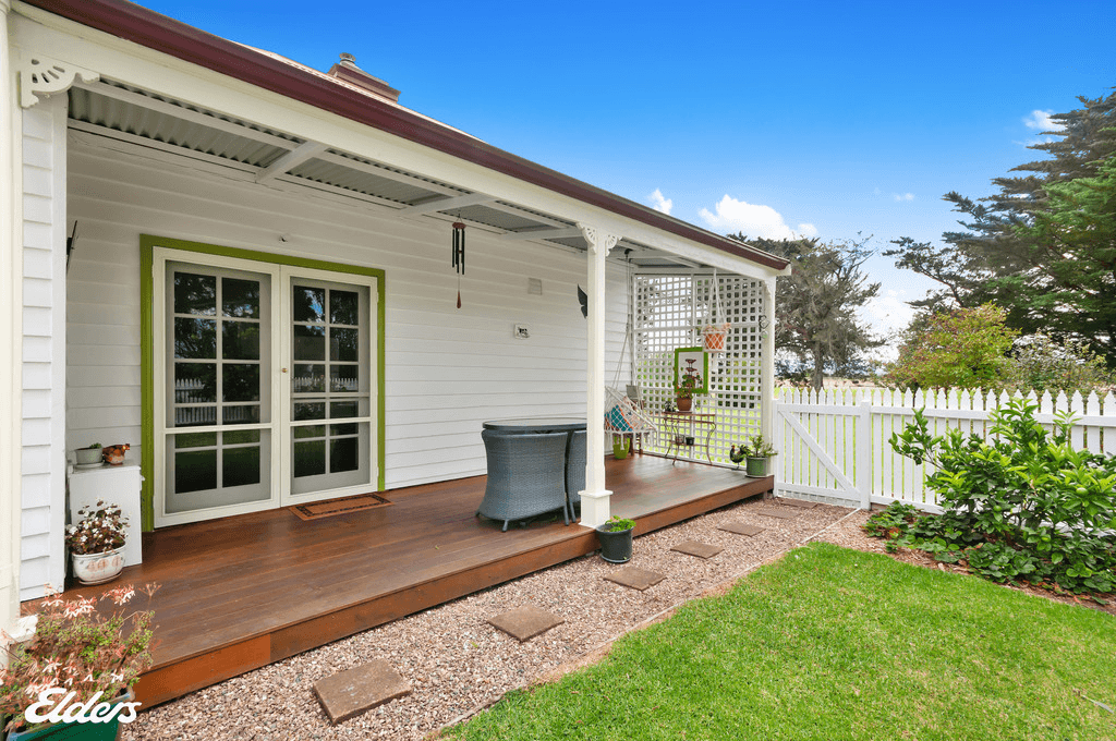 5 BLACKSHAWS Road, ALBERTON WEST, VIC 3971