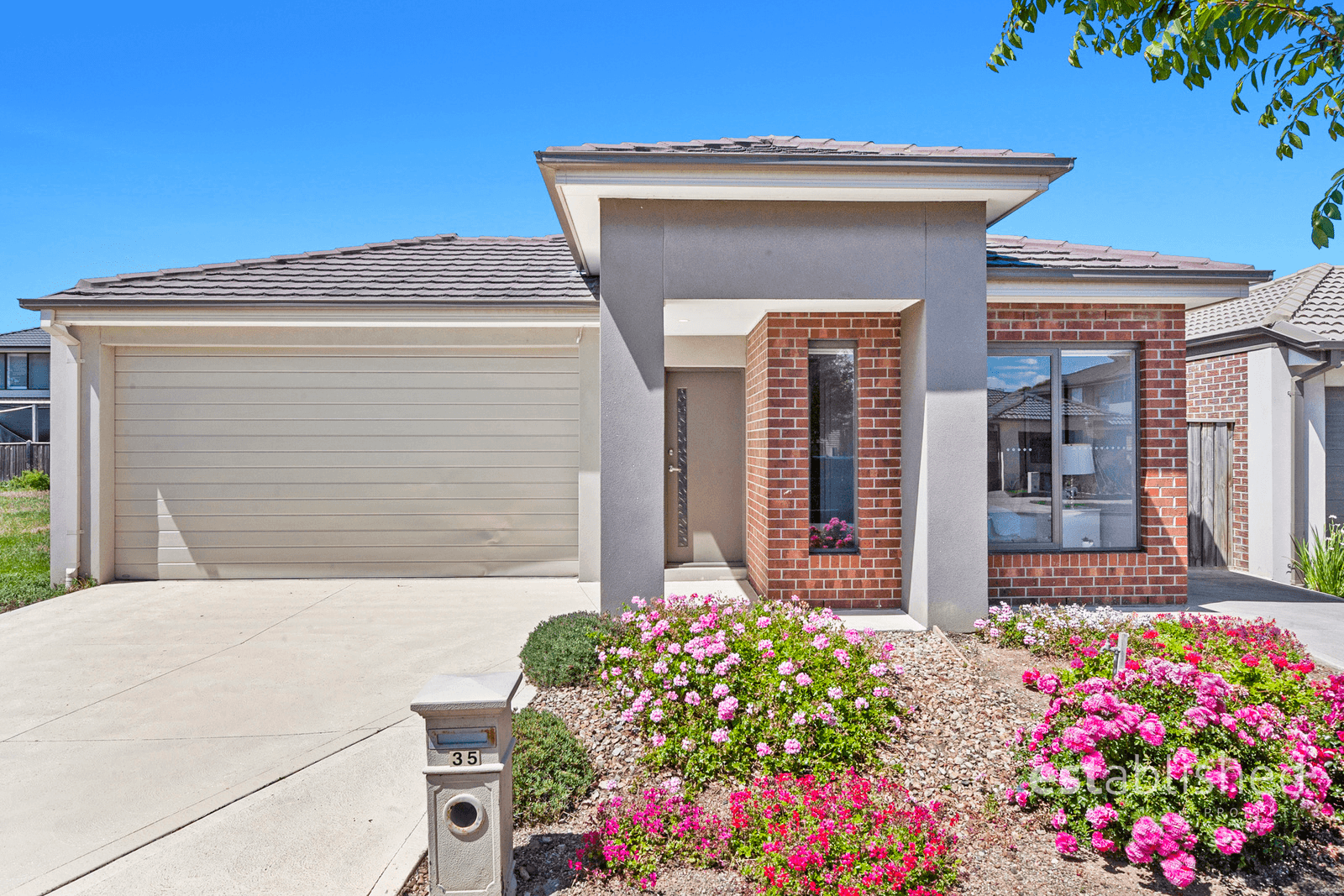 35 Evesham Drive, POINT COOK, VIC 3030