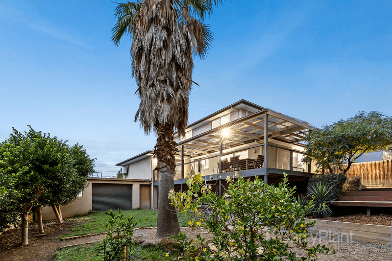 75 Pinehills Drive, Greensborough, VIC 3088