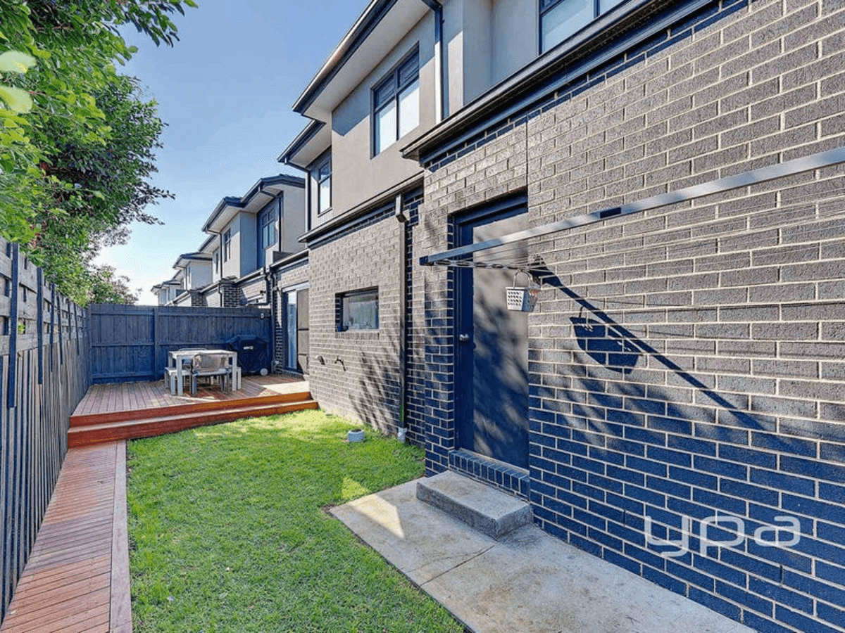 4/15 Hillcrest Drive, WESTMEADOWS, VIC 3049