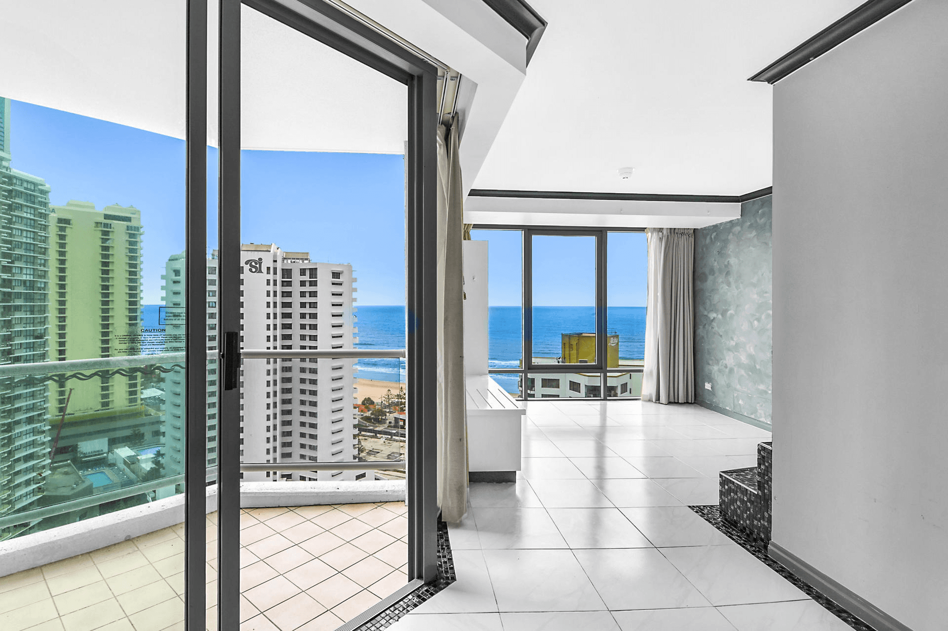 25 Laycock Street, Surfers Paradise, QLD 4217