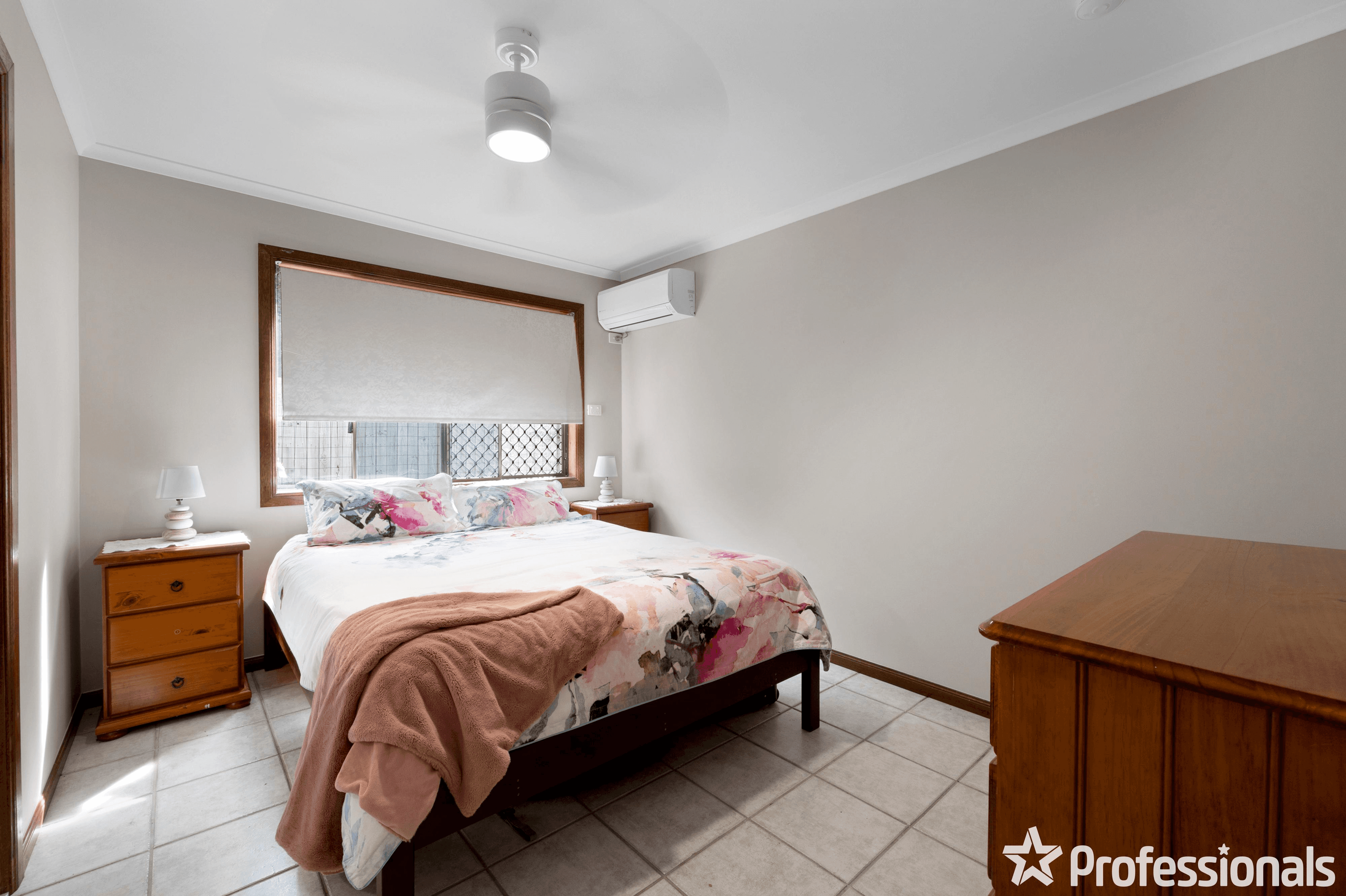 6 Blacks Beach Road, BLACKS BEACH, QLD 4740