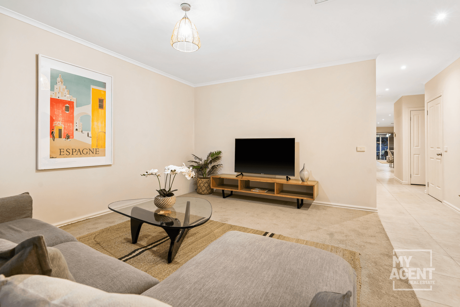 14 Kinkora Crescent, South Morang, VIC 3752