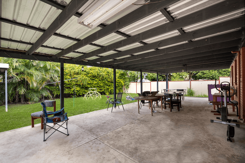 5 Dampier Court, Boronia Heights, QLD 4124