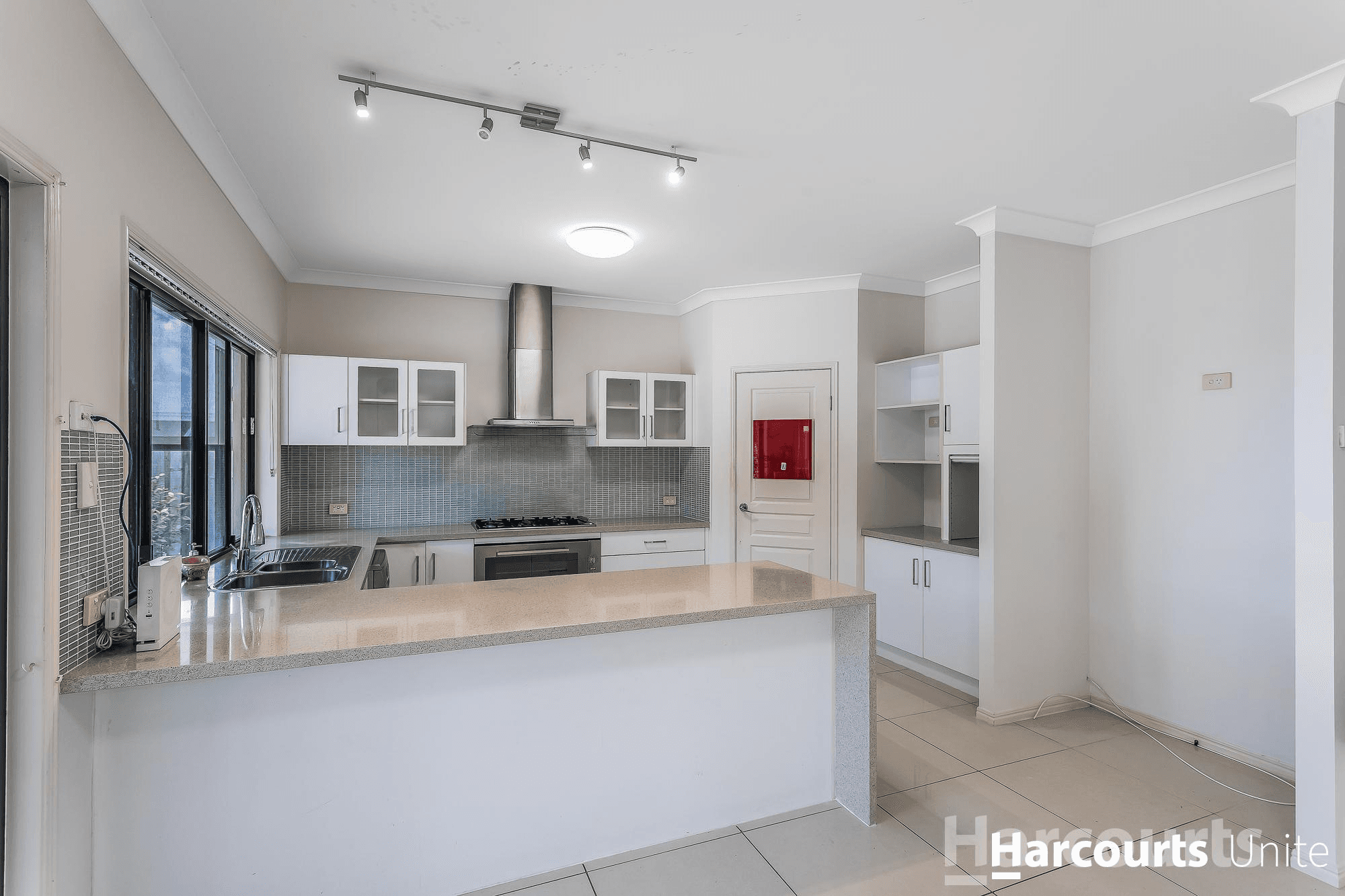 8 Osprey Court, MANGO HILL, QLD 4509