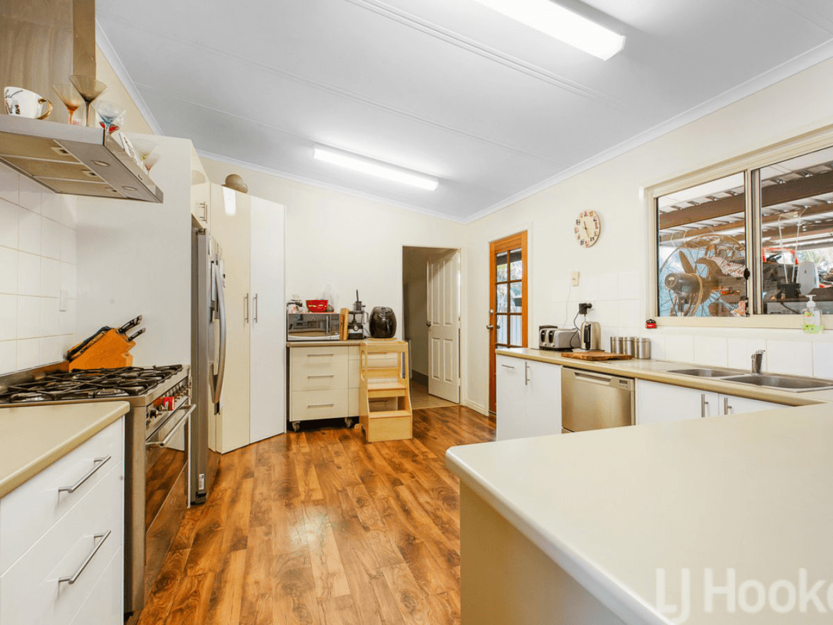 37 Dolphin Way, BULGARRA, WA 6714