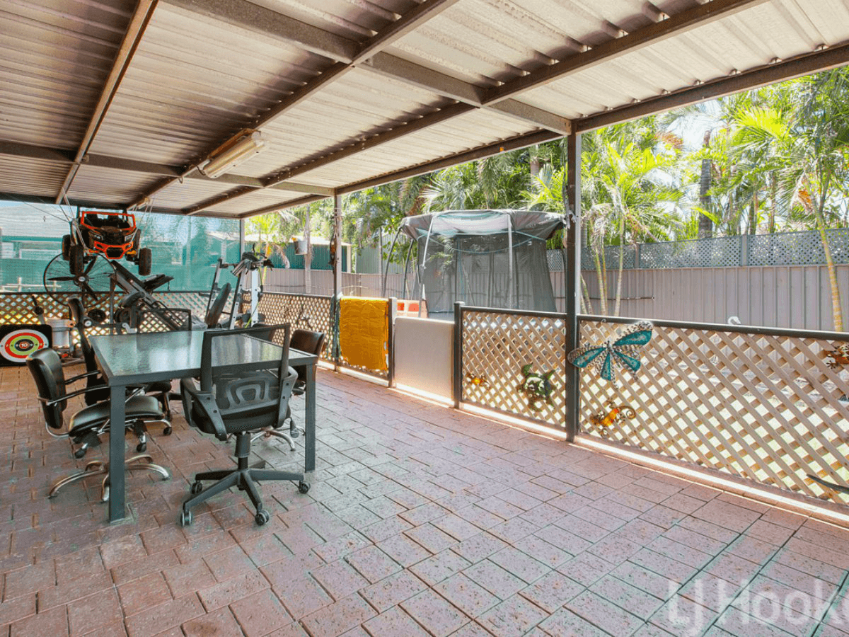 37 Dolphin Way, BULGARRA, WA 6714