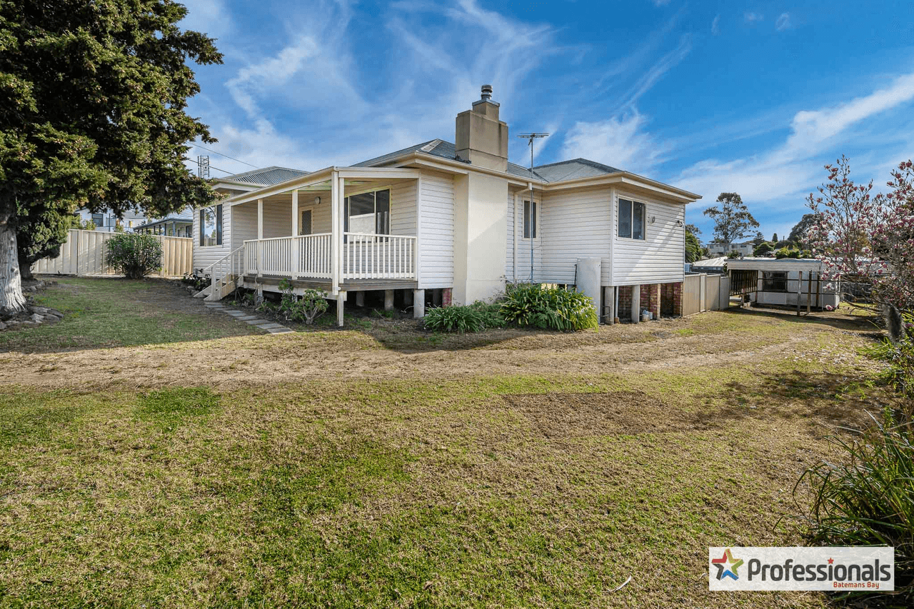 4 Queen Street, MORUYA, NSW 2537