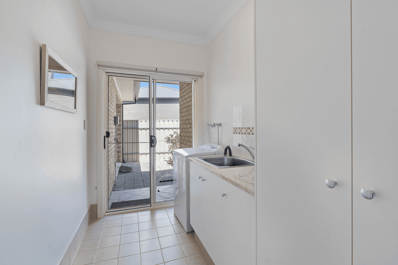 205 Excelsior Parade, HINDMARSH ISLAND, SA 5214