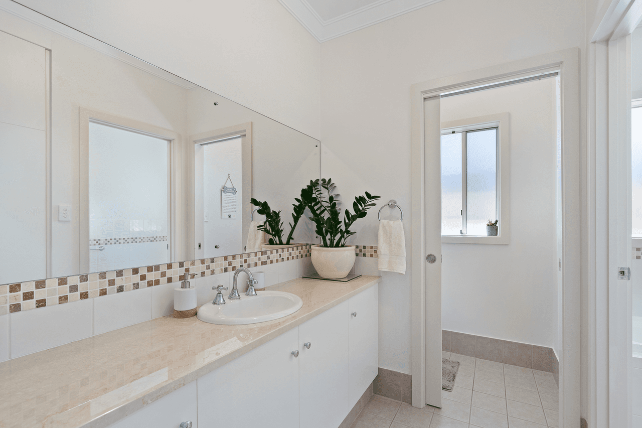 205 Excelsior Parade, HINDMARSH ISLAND, SA 5214